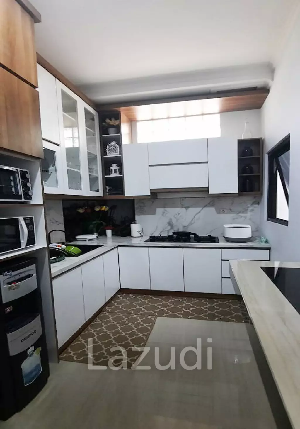 Rumah Dijual di Tangerang Selatan Dekat Mall Bintaro Xchange, Stasiun Jurang Mangu, Gerbang Tol Pondok Aren