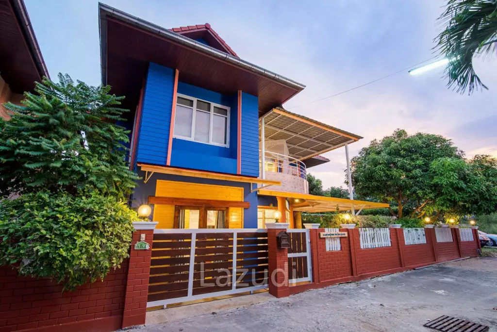 Two Storey 4 Bedroom Thai Style Pool Villa For Sale In Soi 88