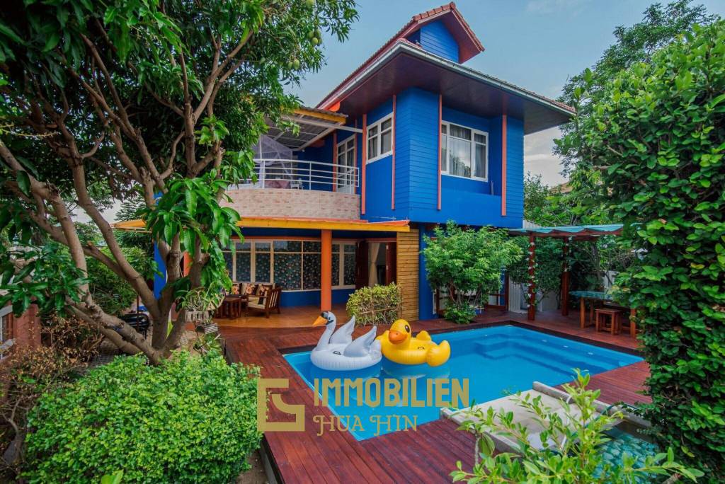 Two Storey 4 Bedroom Thai Style Pool Villa For Sale In Soi 88