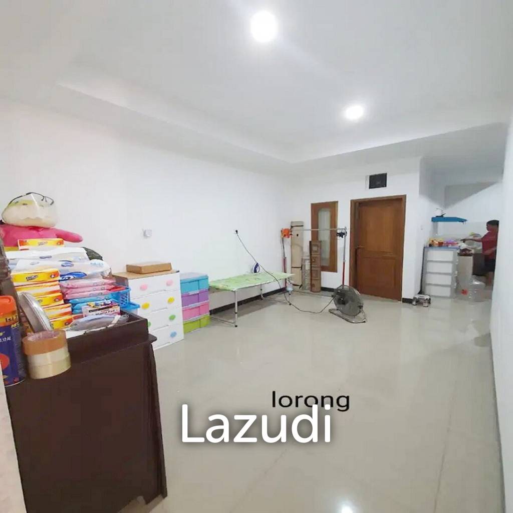 Rumah Dijual di Ciputat Dekat PEMKOT Tangerang Selatan, RS Buah Hati Ciputat, Pasar Mandiri Serua, Pamulang Square