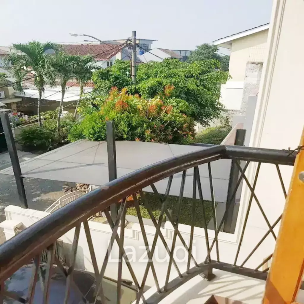 Rumah Dijual di Graha Raya Bintaro Dekat Mall Bintaro Xchange, Transmart Graha Raya, RSPI Bintaro, Stasiun Jurang Mangu
