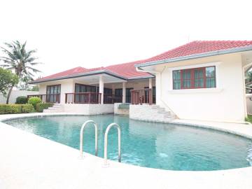Crystal View : 3 bed 3 bath for rent