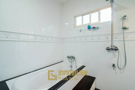 Two Story : 4 Bedroom Pool Villa For Rent Soi 94