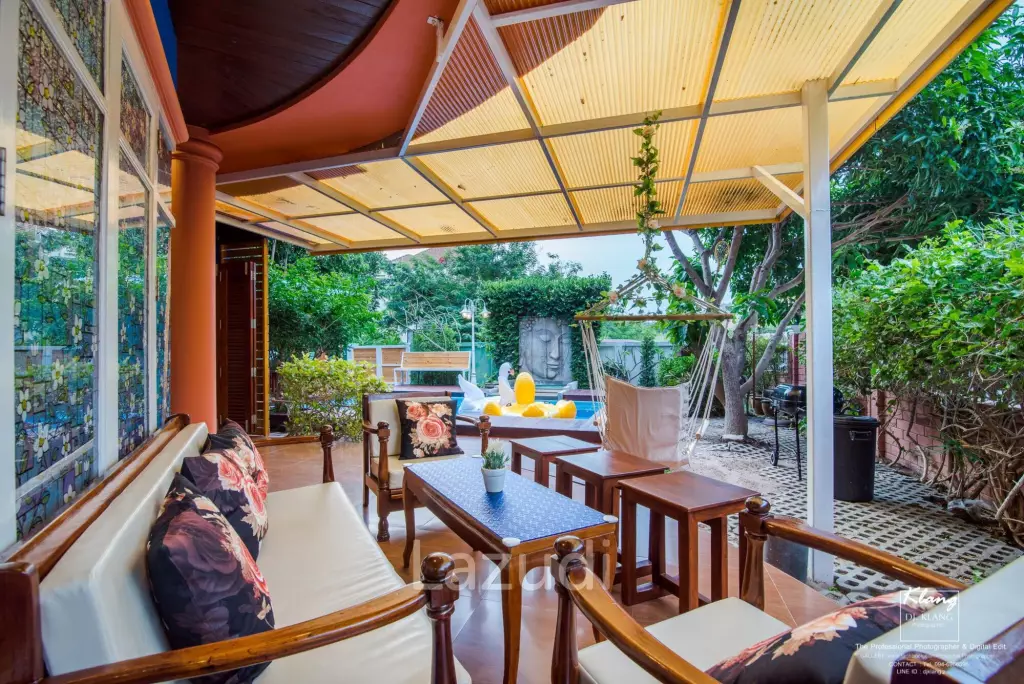 Two Story : 4 Bedroom Pool Villa For Rent Soi 94