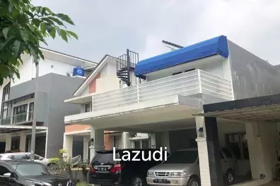 Rumah Dijual di De Latinos BSD City Dekat Stasiun Rawa Buntu, Pasar Modern BSD City, Kantor DPRD Tangerang Selatan