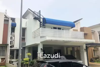 Rumah Dijual di De Latinos BSD City Dekat Stasiun Rawa Buntu, Pasar Modern BSD City, Kantor DPRD Tangerang Selatan