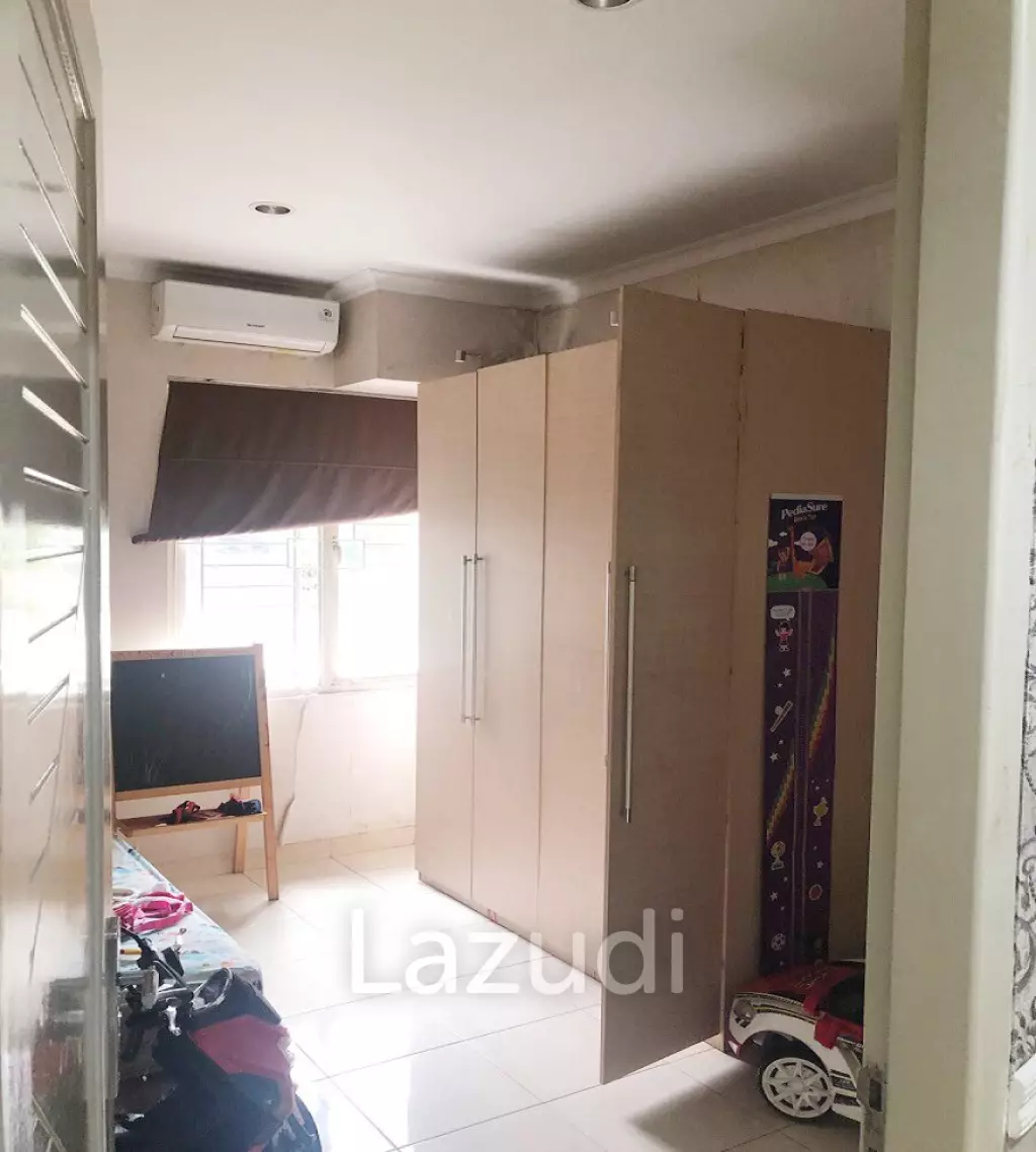 Rumah Dijual di De Latinos BSD City Dekat Stasiun Rawa Buntu, Pasar Modern BSD City, Kantor DPRD Tangerang Selatan