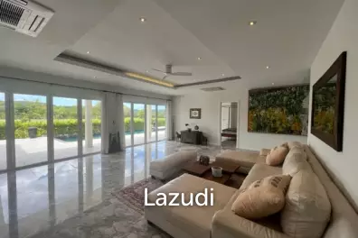 BLACK MOUNTAIN VILLA  : 4 bed 2 storey