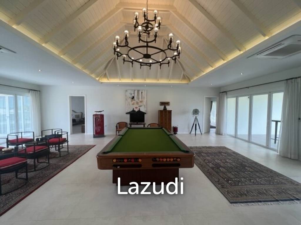 แบล็ค เมาเทนท์ วิลลา : 4 ห้องนอน 2 ชั้น