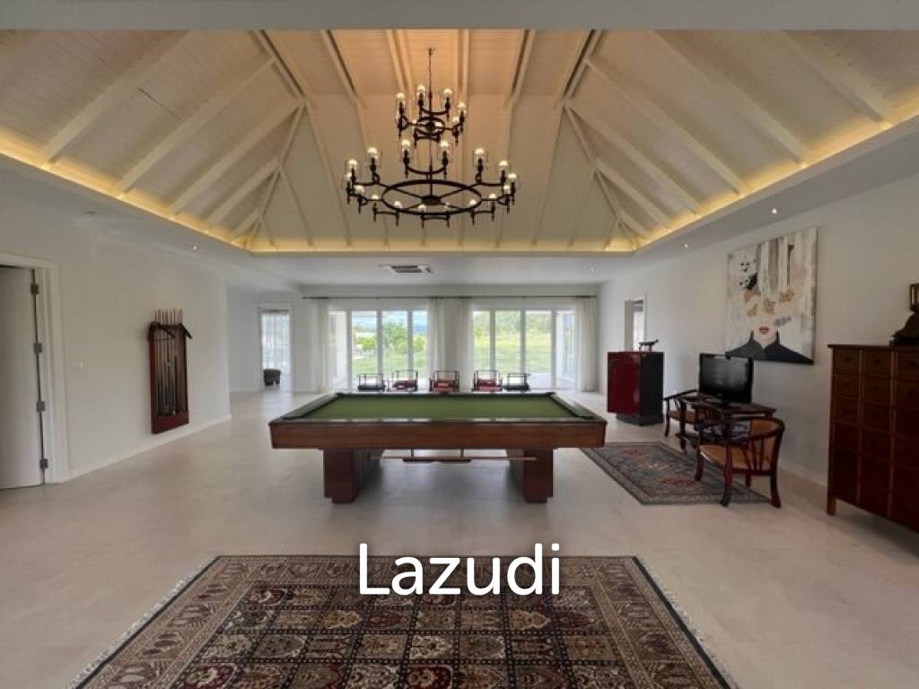 แบล็ค เมาเทนท์ วิลลา : 4 ห้องนอน 2 ชั้น