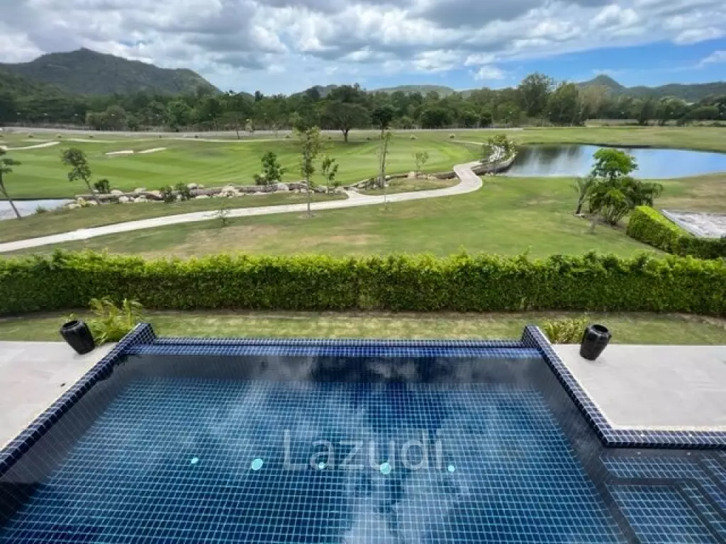BLACK MOUNTAIN VILLA  : 4 bed 2 storey