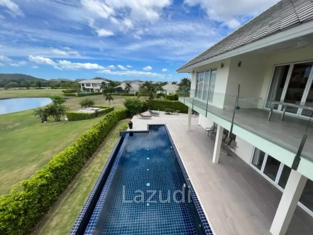 BLACK MOUNTAIN VILLA  : 4 bed 2 storey