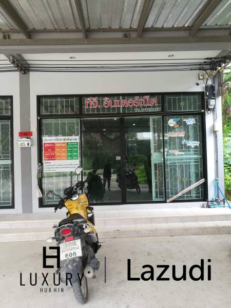 Commercial Building For Sale Close To Old Market Pranburi