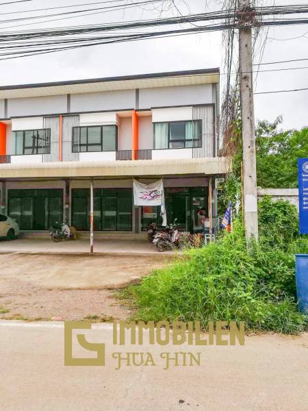 Commercial Building For Sale Close To Old Market Pranburi