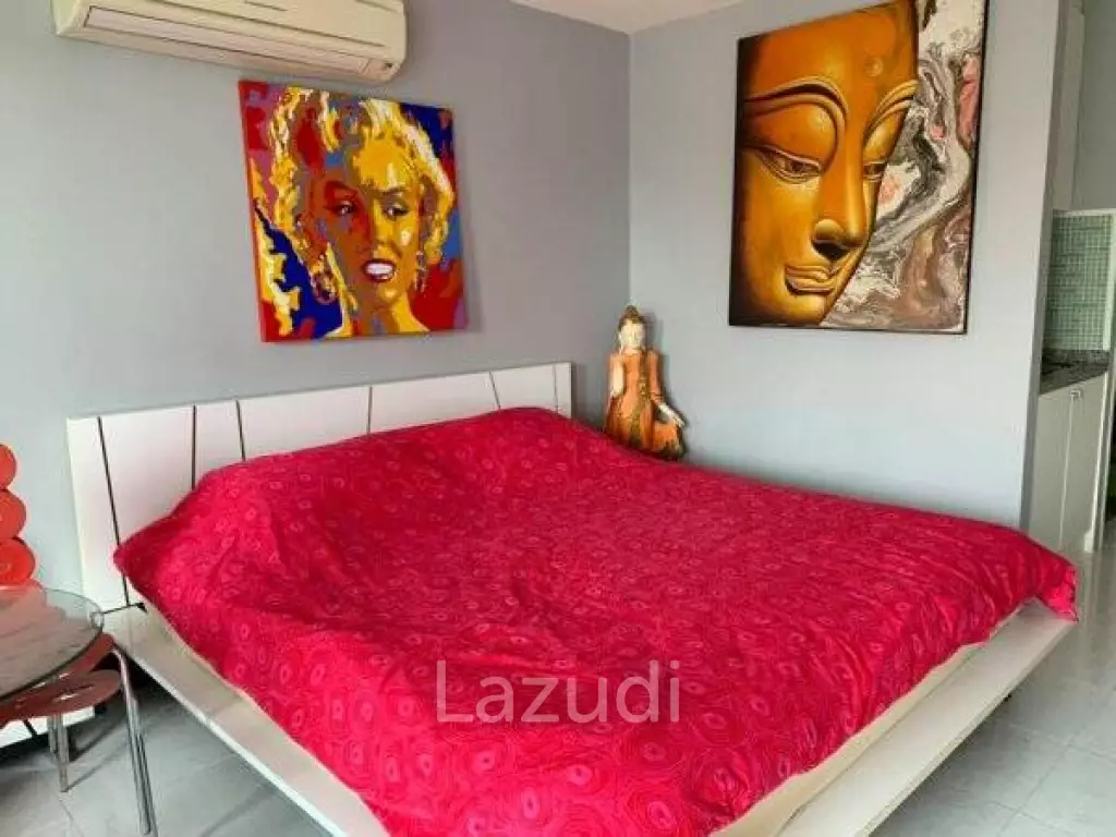 Studio Condo in Town