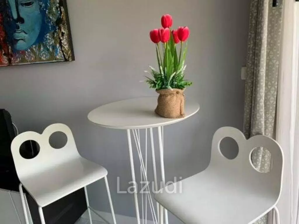 Studio Condo in Town
