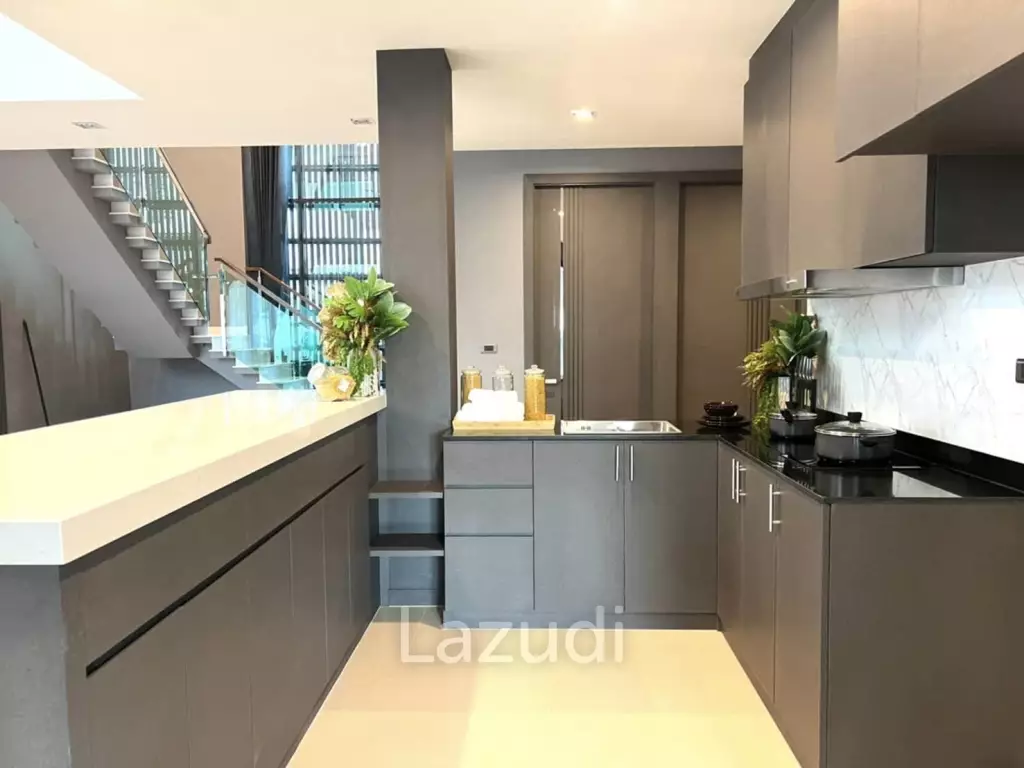 3 Bed 4 Bath 410.2 SQ.M Nakarasarp Village