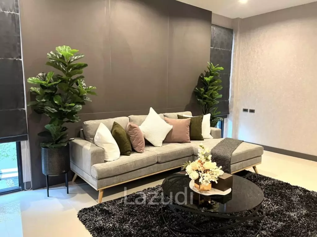 3 Bed 4 Bath 374.40 SQ.M Nakarasarp Village