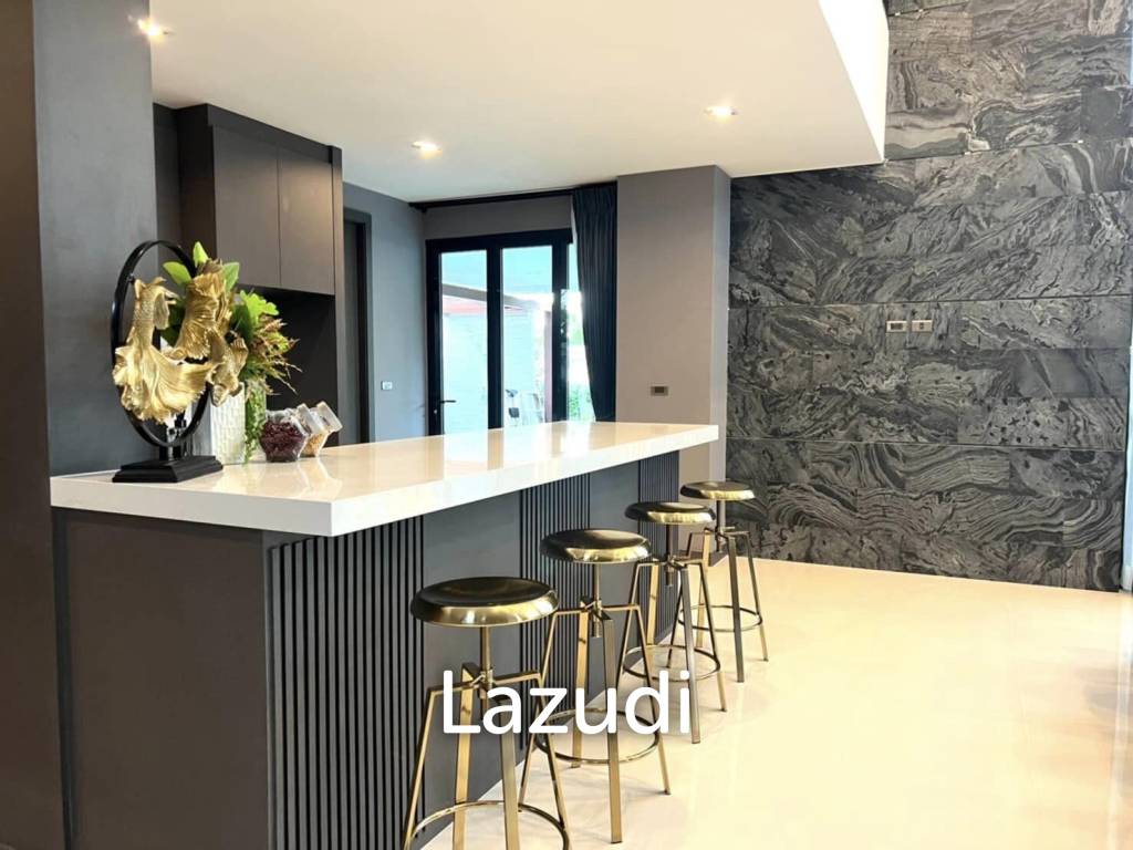 3 Bed 4 Bath 374.40 SQ.M Nakarasarp Village