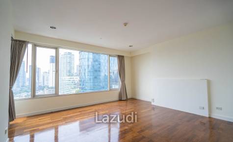 4 Bedroom 4 Bathroom 232 SQ.M. Condo For Rent