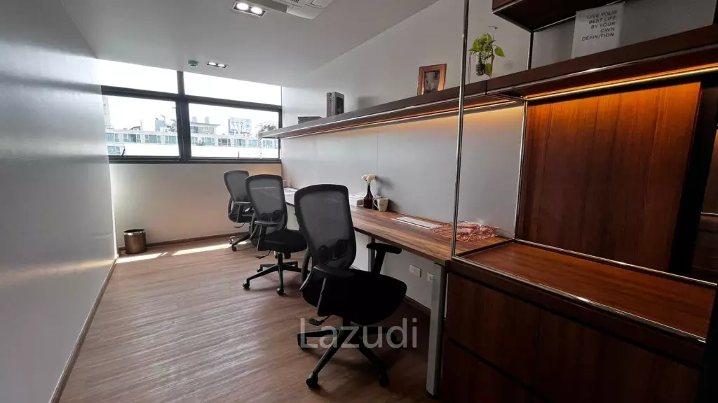 Service Office For Rent at Workstories (3 Pax)