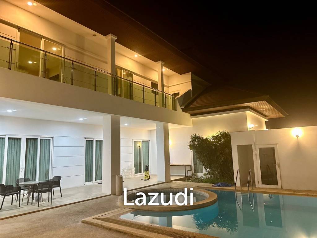 7 Bed 7 Bath 2,475 SQ.M Windmill Park