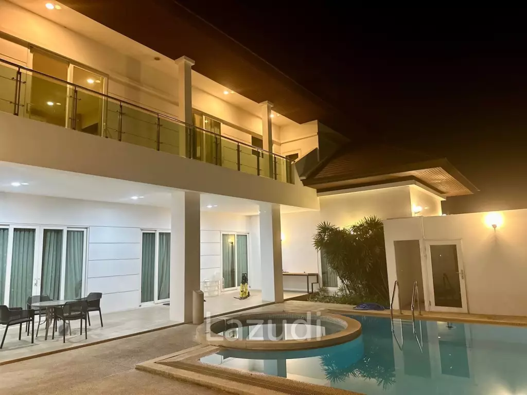 7 Bed 7 Bath 2,475 SQ.M Windmill Park