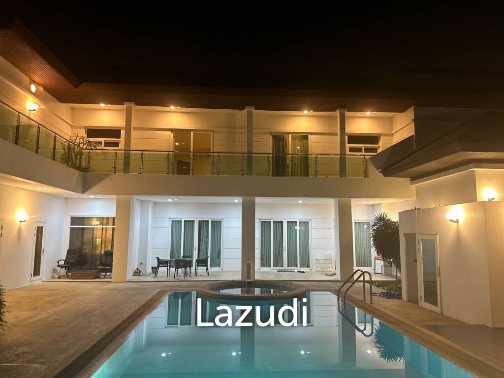 7 Bed 7 Bath 2,475 SQ.M Windmill Park
