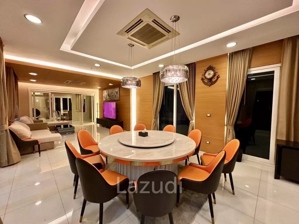 7 Bed 7 Bath 2,475 SQ.M Windmill Park