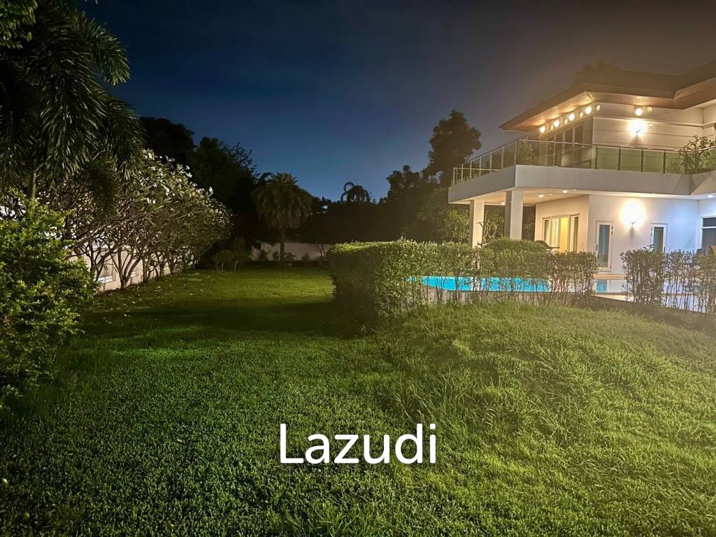 7 Bed 7 Bath 2,475 SQ.M Windmill Park