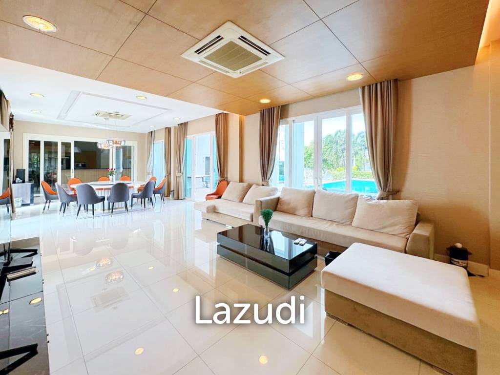 7 Bed 7 Bath 2,475 SQ.M Windmill Park