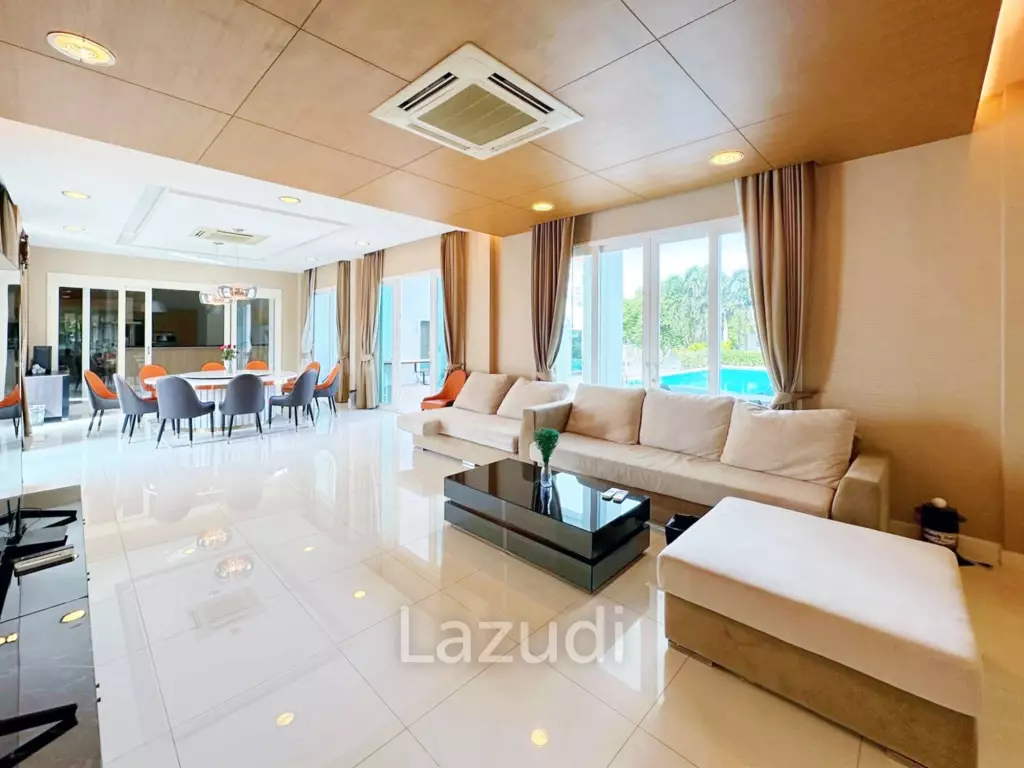 7 Bed 7 Bath 2,475 SQ.M Windmill Park