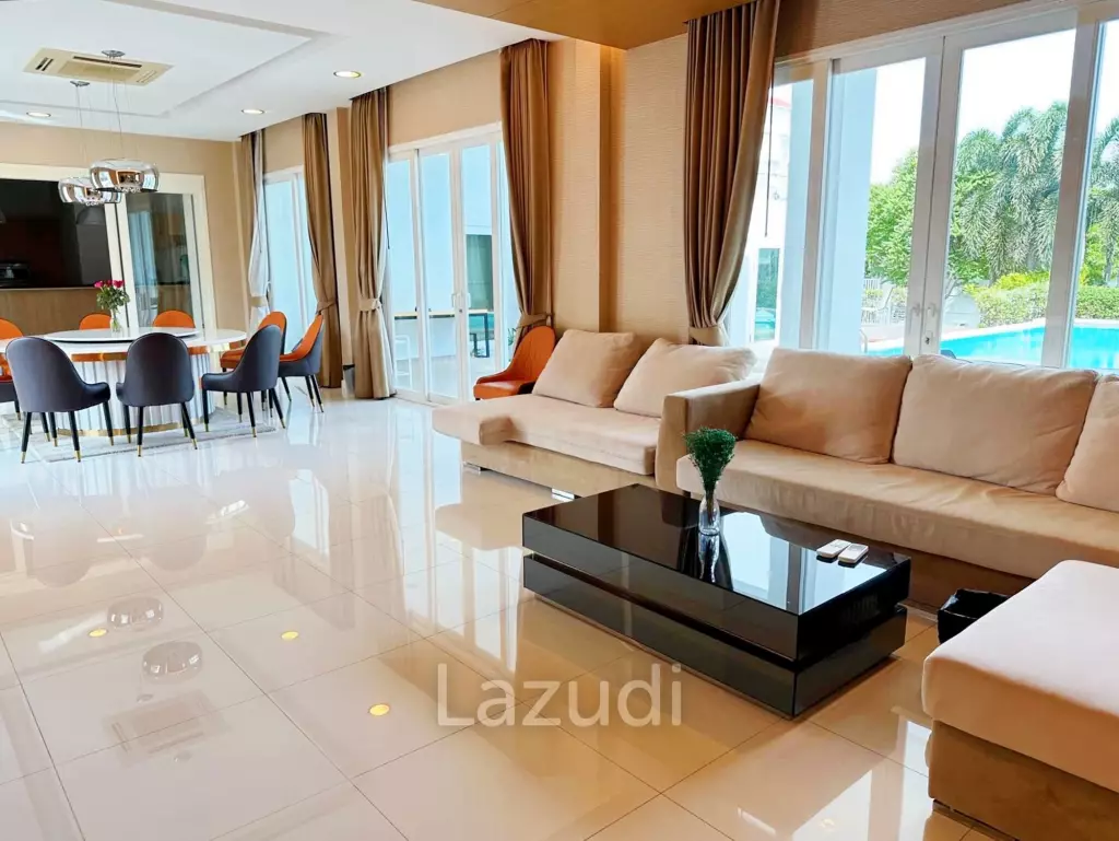 7 Bed 7 Bath 2,475 SQ.M Windmill Park