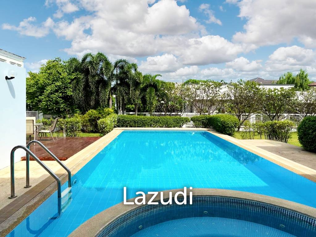 7 Bed 7 Bath 2,475 SQ.M Windmill Park
