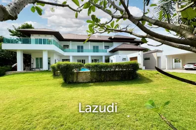 7 Bed 7 Bath 2,475 SQ.M Windmill Park