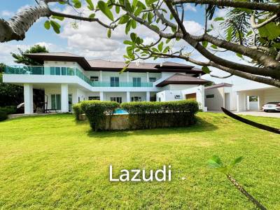 7 Bed 7 Bath 2,475 SQ.M Windmill Park