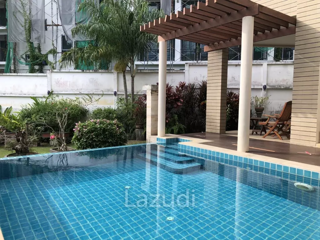 Pool Villa for Sale at Baan Talay Pattaya