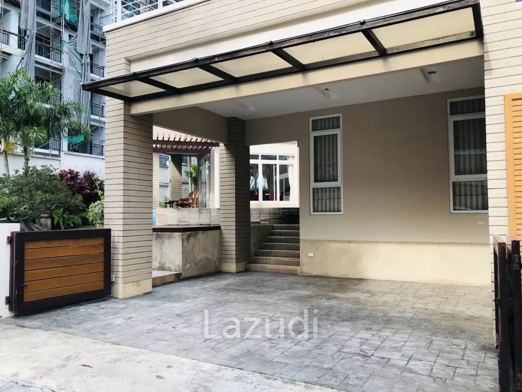 Pool Villa for Sale at Baan Talay Pattaya