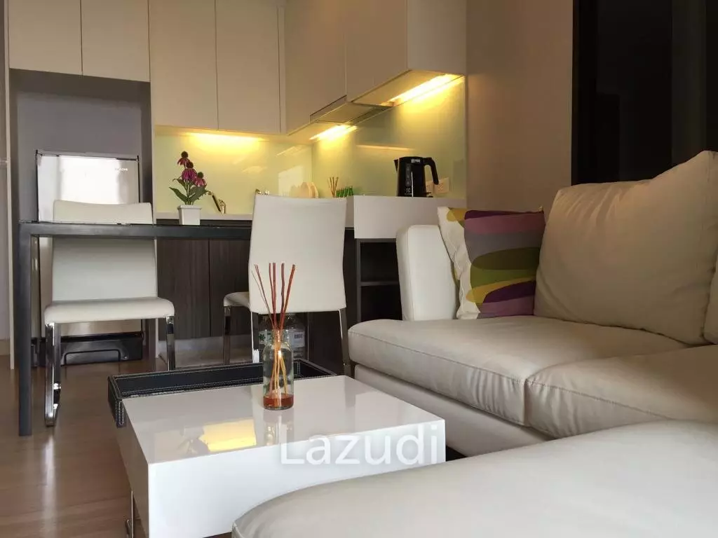 Urbano Absolute Sathon-Taksin for SALE