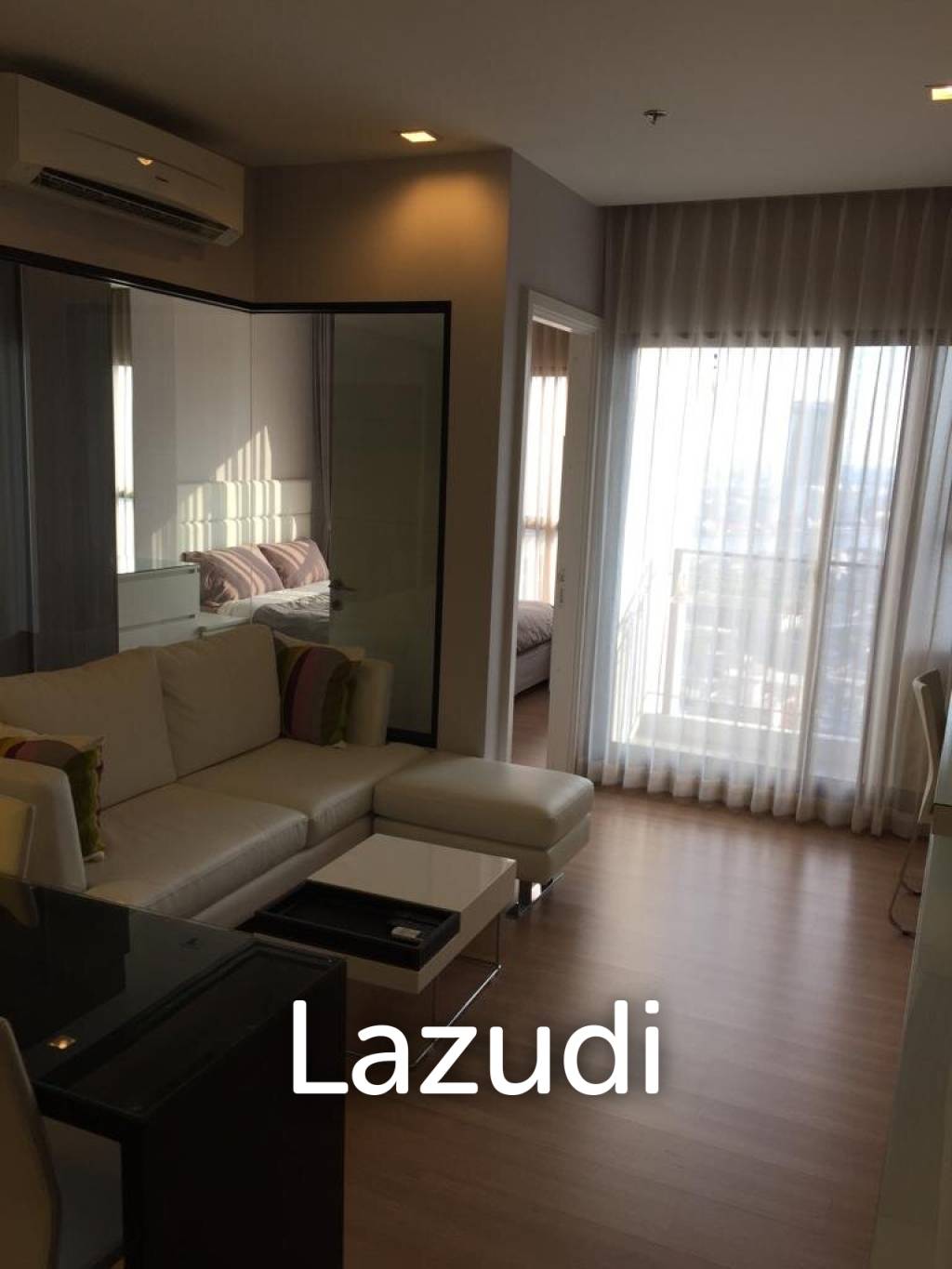 Urbano Absolute Sathon-Taksin for SALE