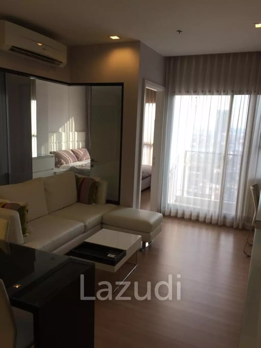 Urbano Absolute Sathon-Taksin for SALE