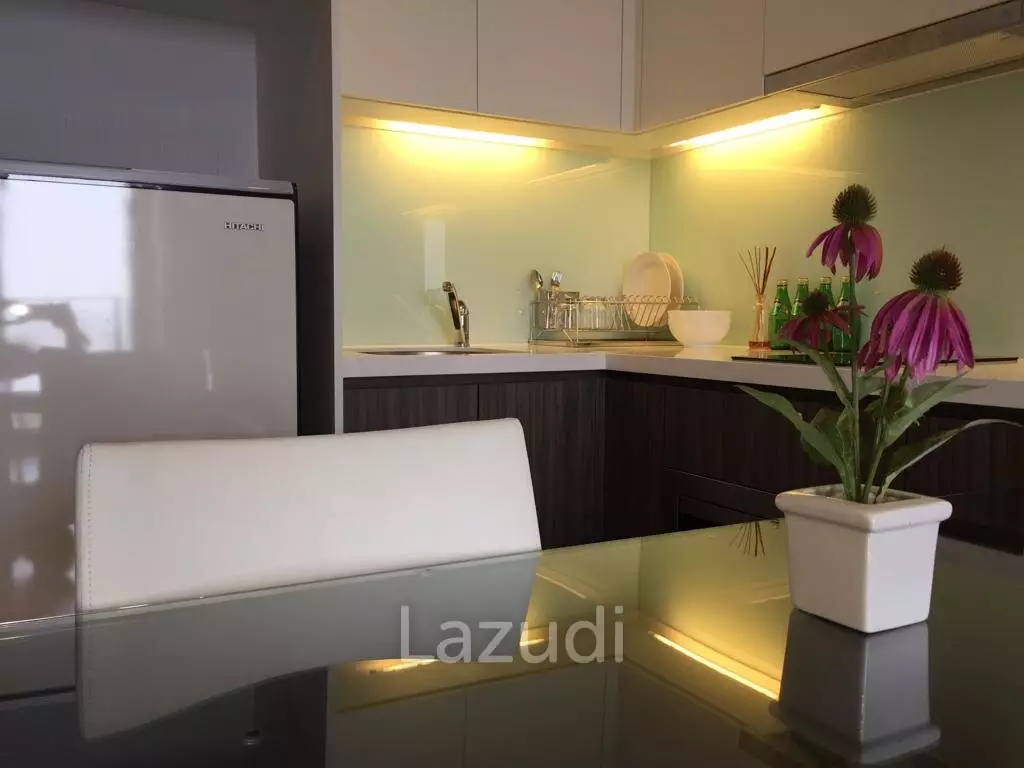 Urbano Absolute Sathon-Taksin for SALE