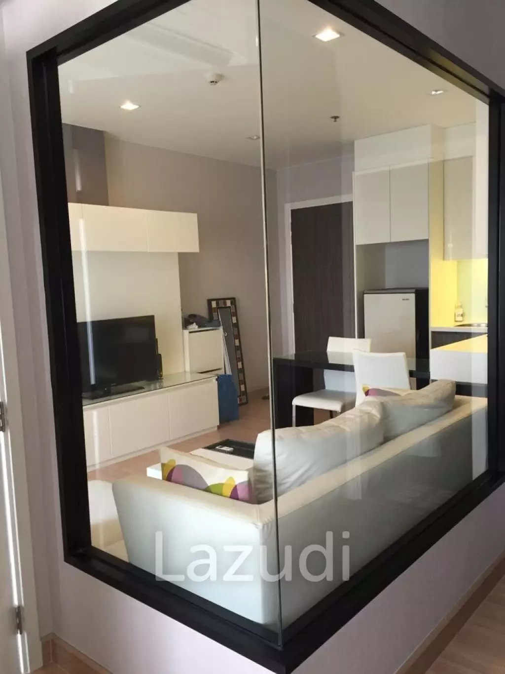 Urbano Absolute Sathon-Taksin for SALE