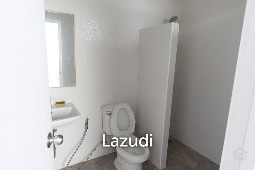 2,000 Sqm 6 Bed 5 Bath Villa For Sale