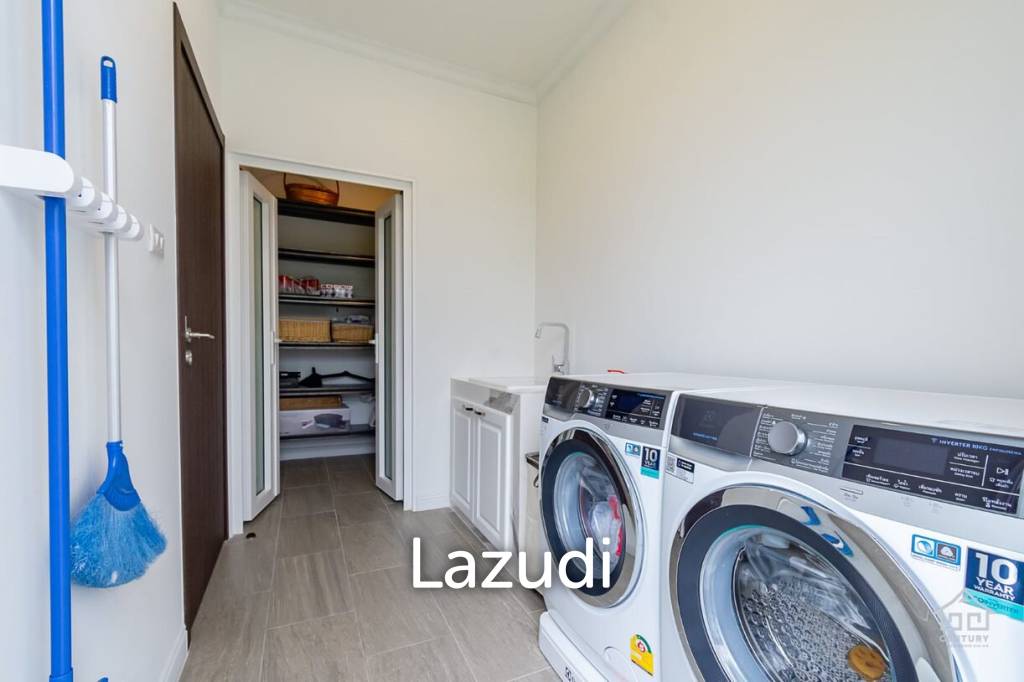 2,000 Sqm 6 Bed 5 Bath Villa For Sale