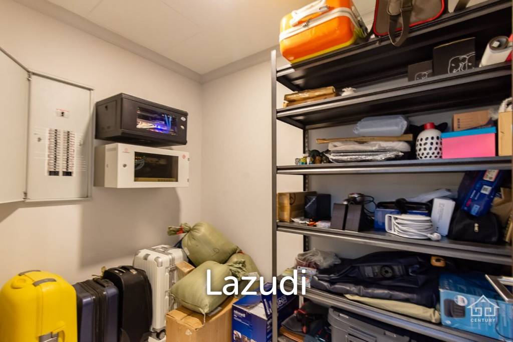 2,000 Sqm 6 Bed 5 Bath Villa For Sale