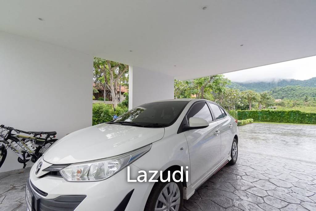 2,000 Sqm 6 Bed 5 Bath Villa For Sale