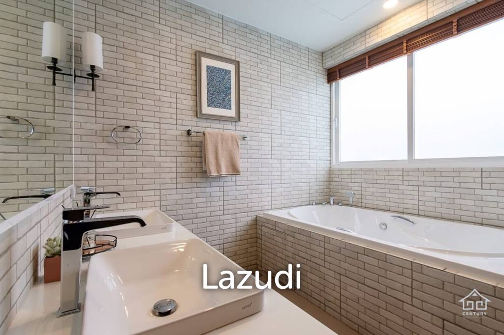 2,000 Sqm 6 Bed 5 Bath Villa For Sale