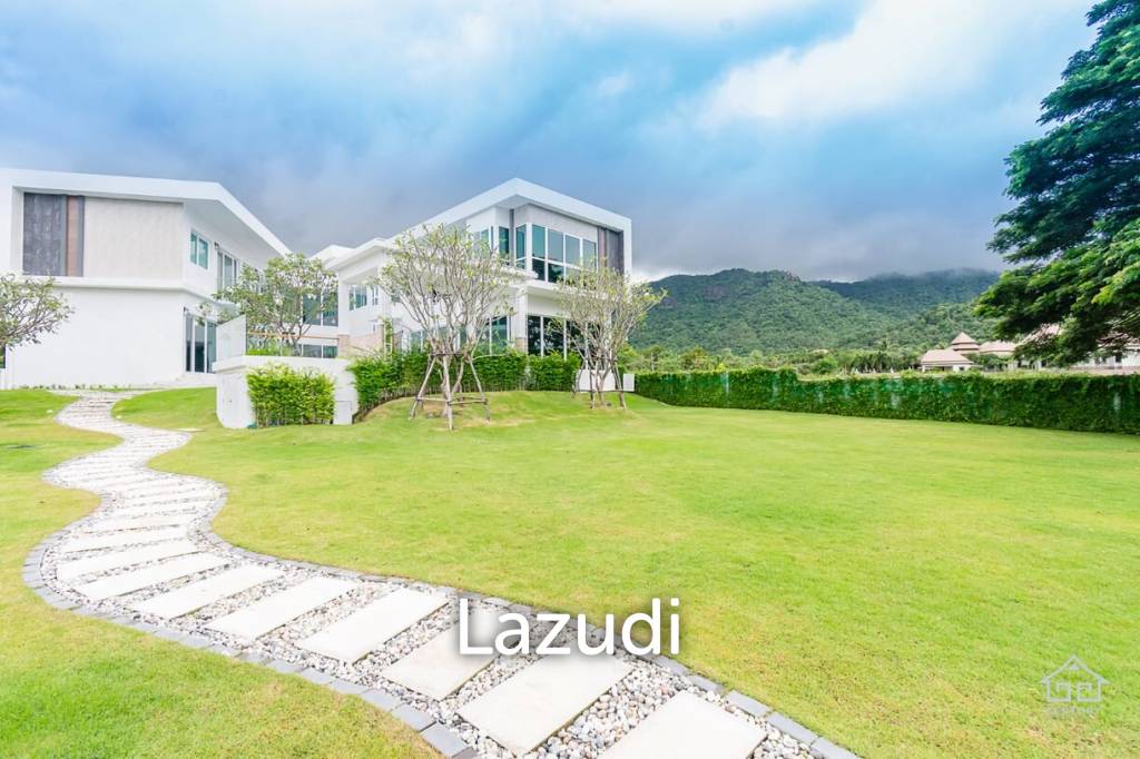 2,000 Sqm 6 Bed 5 Bath Villa For Sale