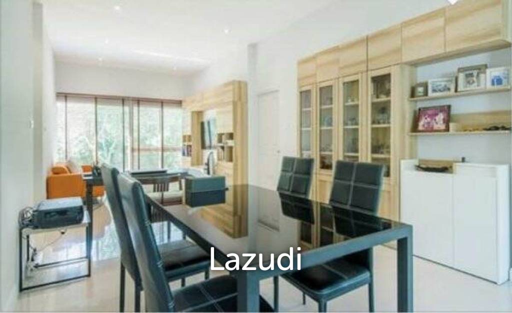 632 qm 3 Bett 2 Bad Villa Für Verkauf